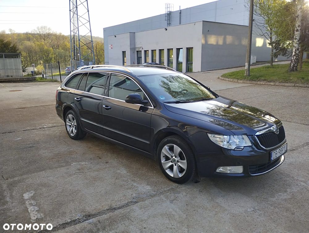 Skoda Superb 2.0 TDI 4x4 Ambition - 2