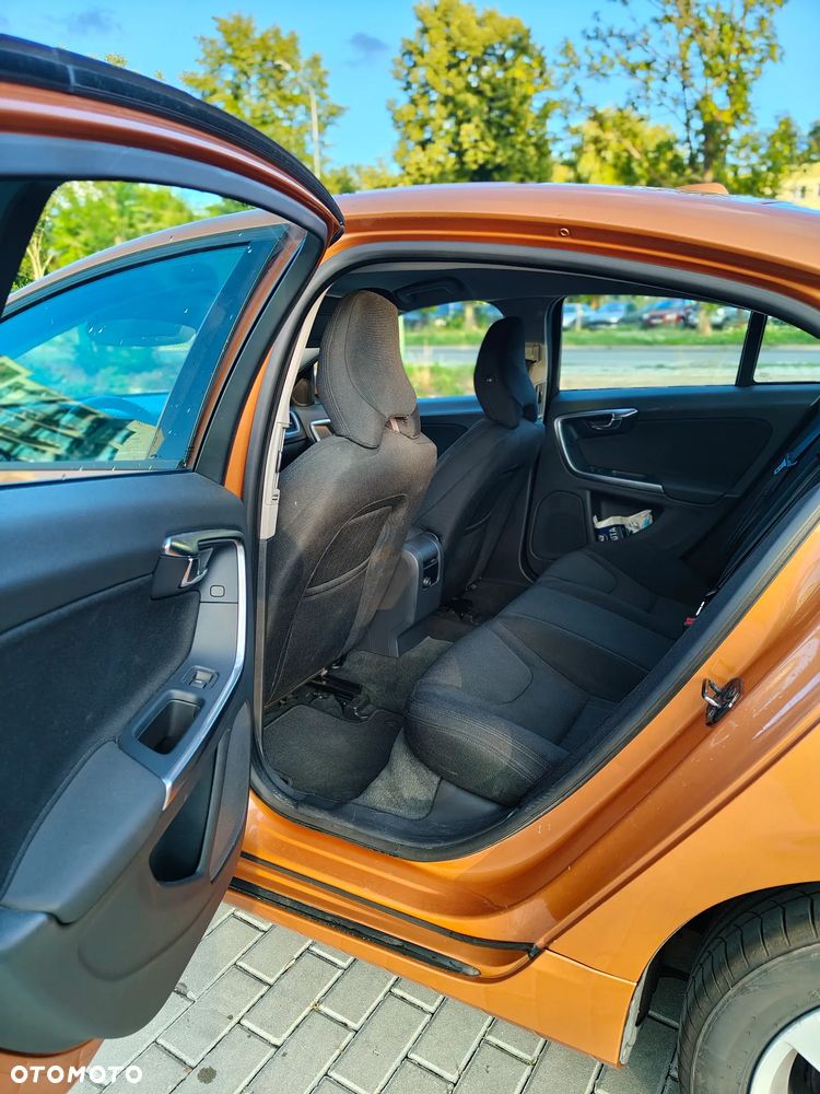 Volvo S60 D3 Geartronic Momentum - 11