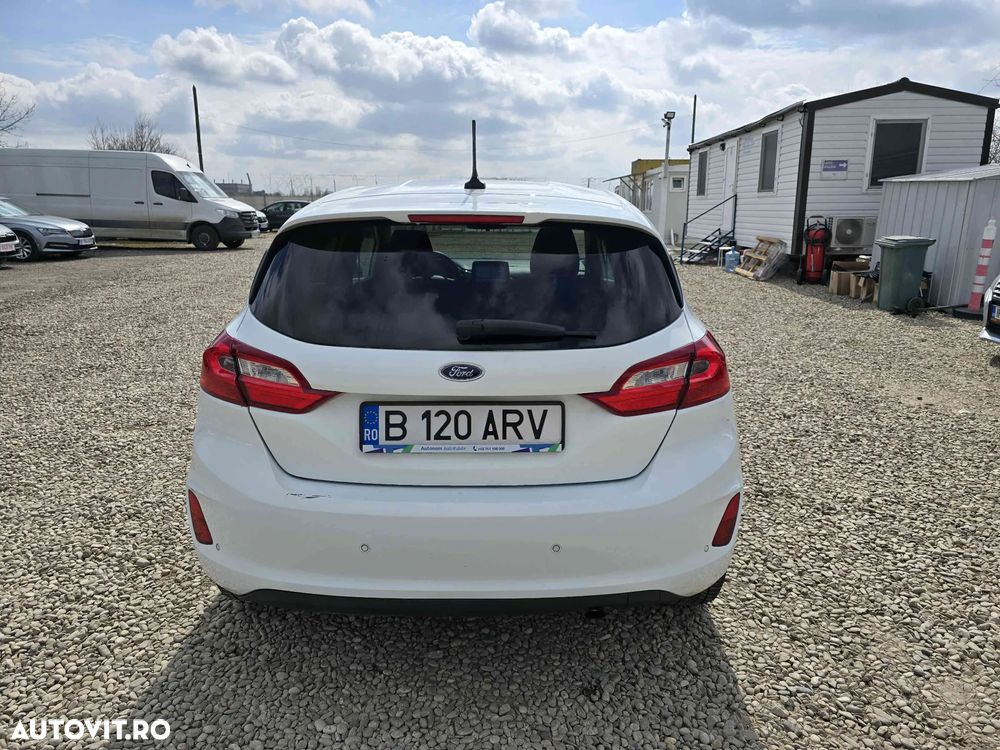 Ford Fiesta - 4