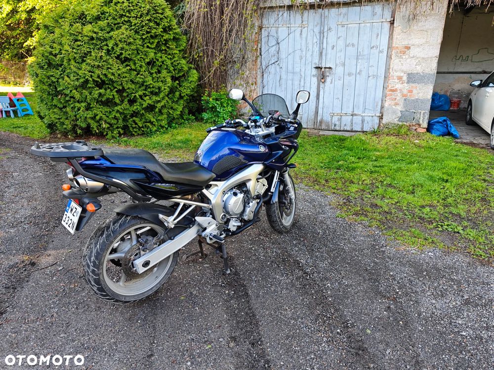 Yamaha FZ6 - 3