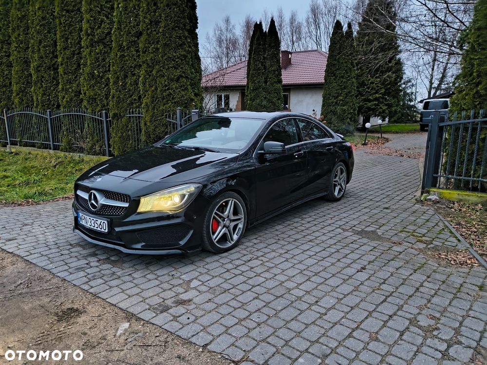 Mercedes-Benz CLA 180 UrbanStyle Edition - 1