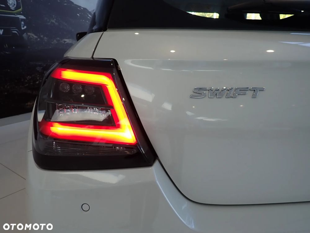 Suzuki Swift 1.2 Dualjet SHVS Premium - 10