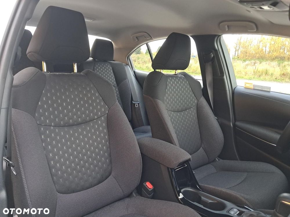 Toyota Corolla 1.8 Hybrid Comfort - 20