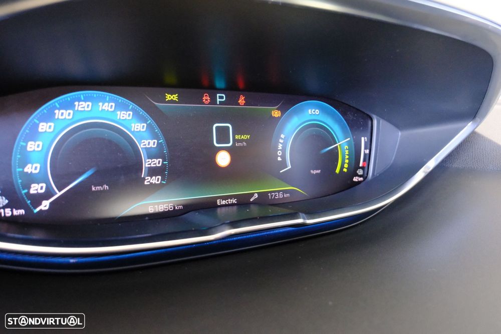 Peugeot 3008 1.6 Hybrid Allure Pack e-EAT8 - 19