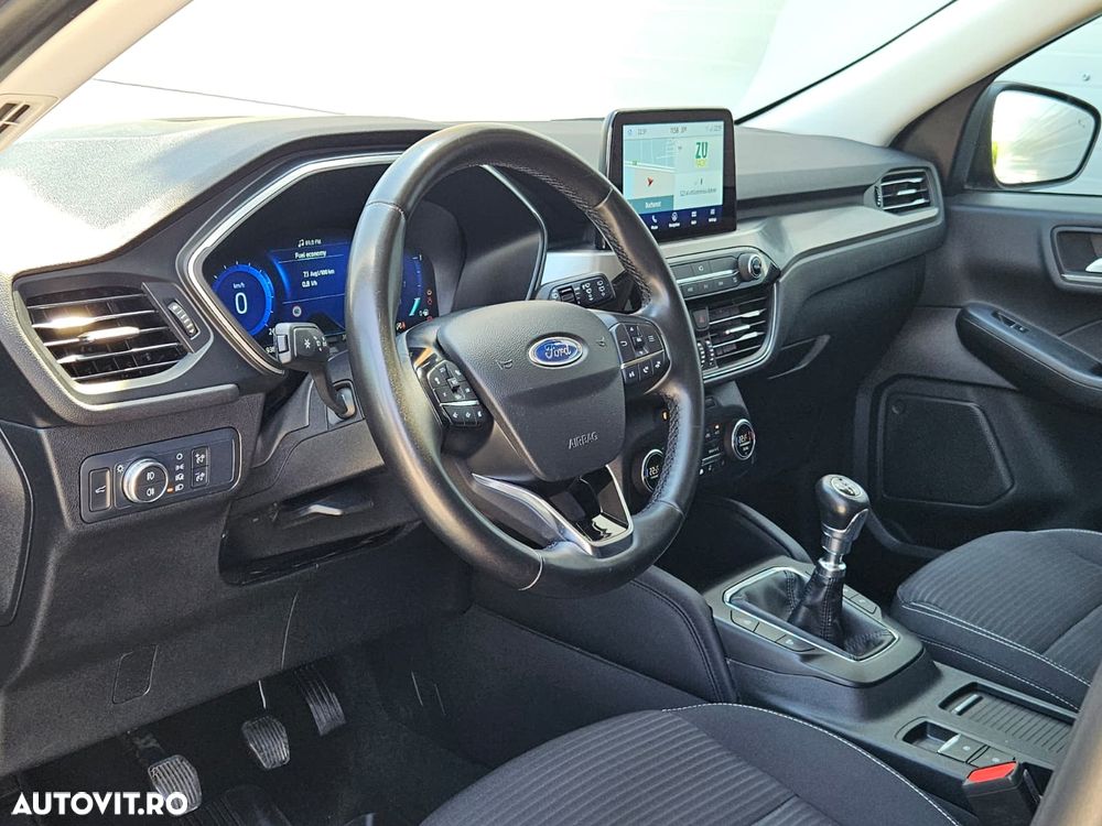 Ford Kuga 1.5 EcoBoost FWD Titanium - 4