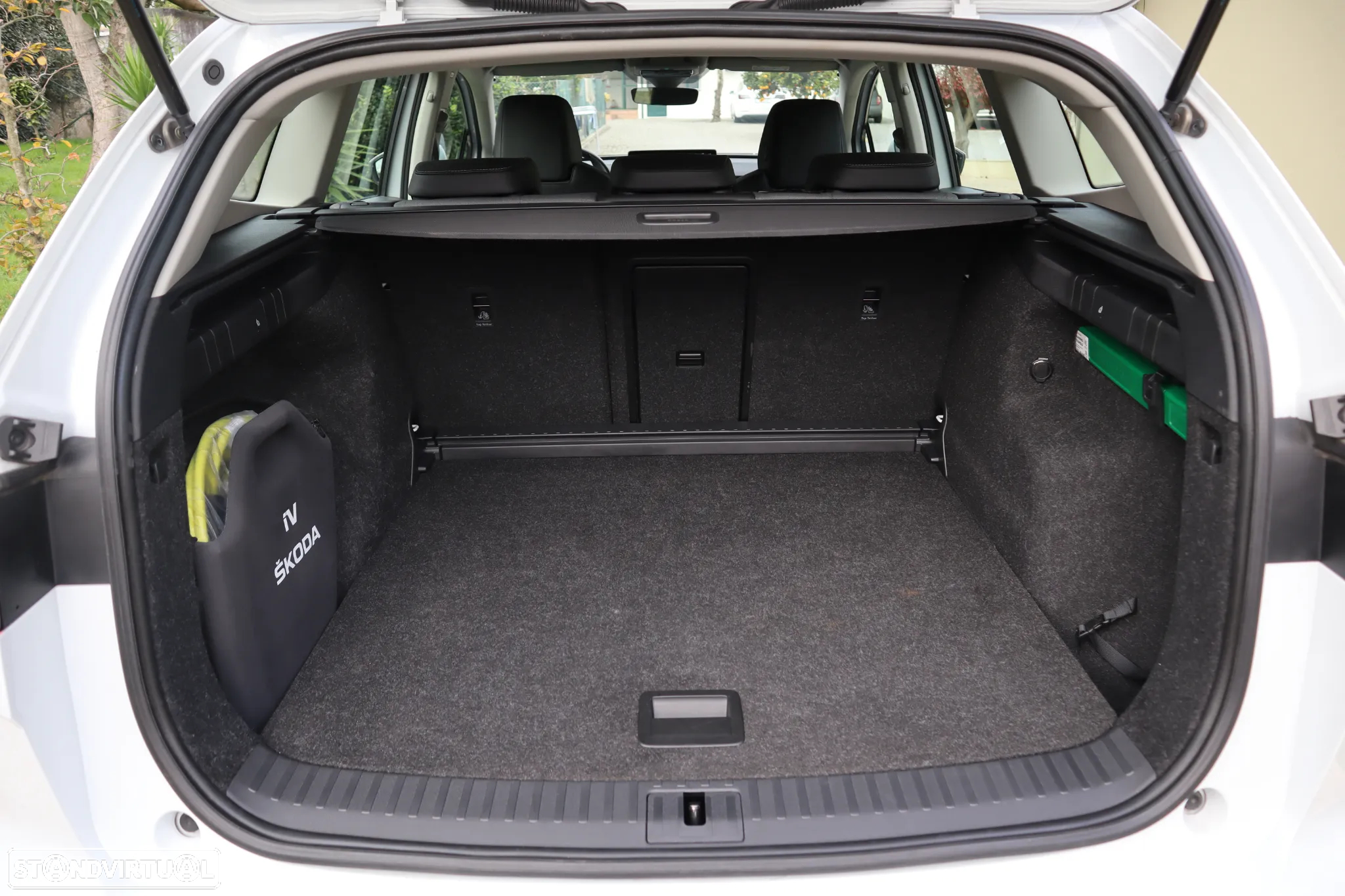 Skoda Enyaq iV 60 - 13