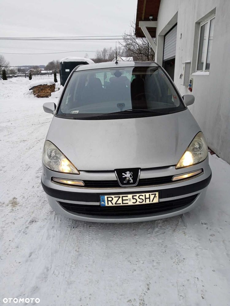 Peugeot 807