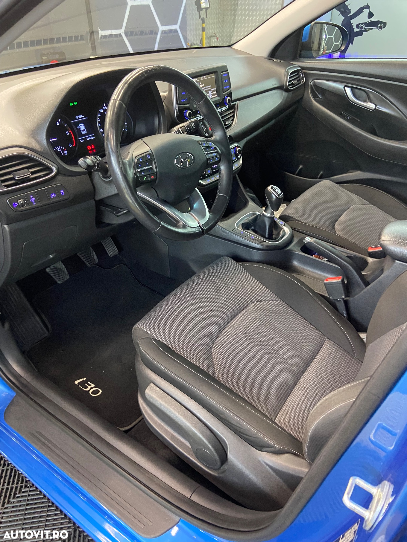Hyundai i30 1.6 CRDI Premium - 10