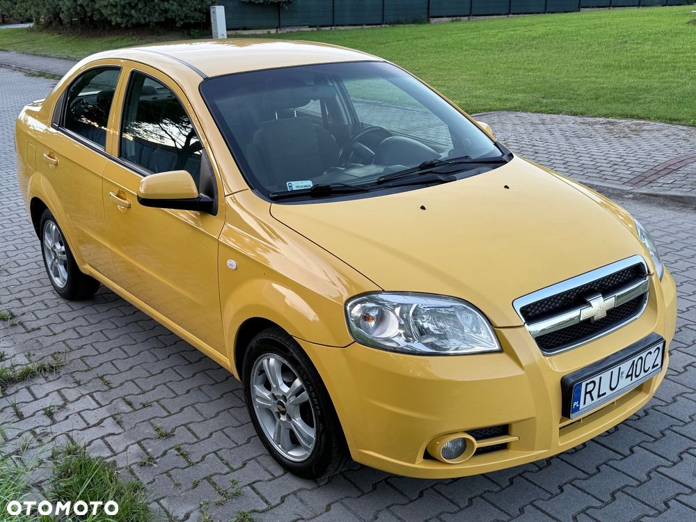 Chevrolet Aveo - 2