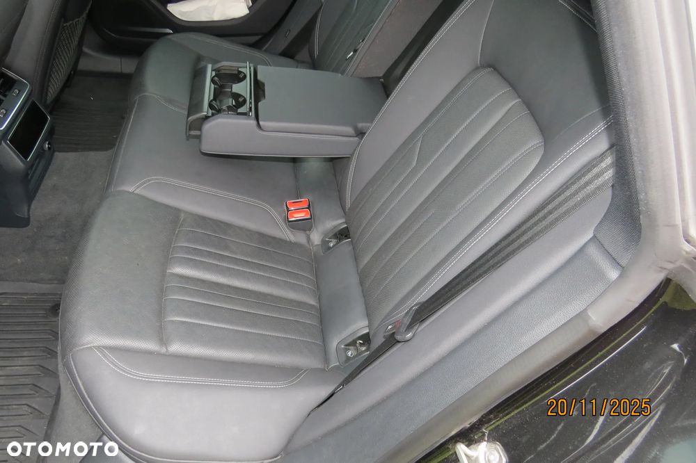 Audi A7 Sportback 55 TFSIe quattro S tronic - 11