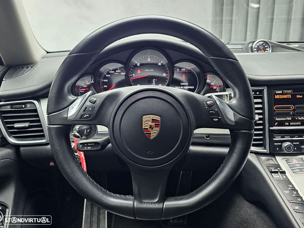 Porsche Panamera Platinum Edition - 11