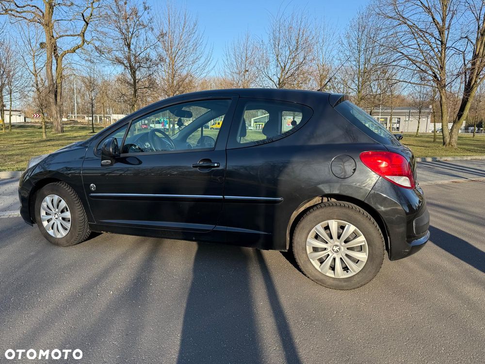 Peugeot 207 - 3