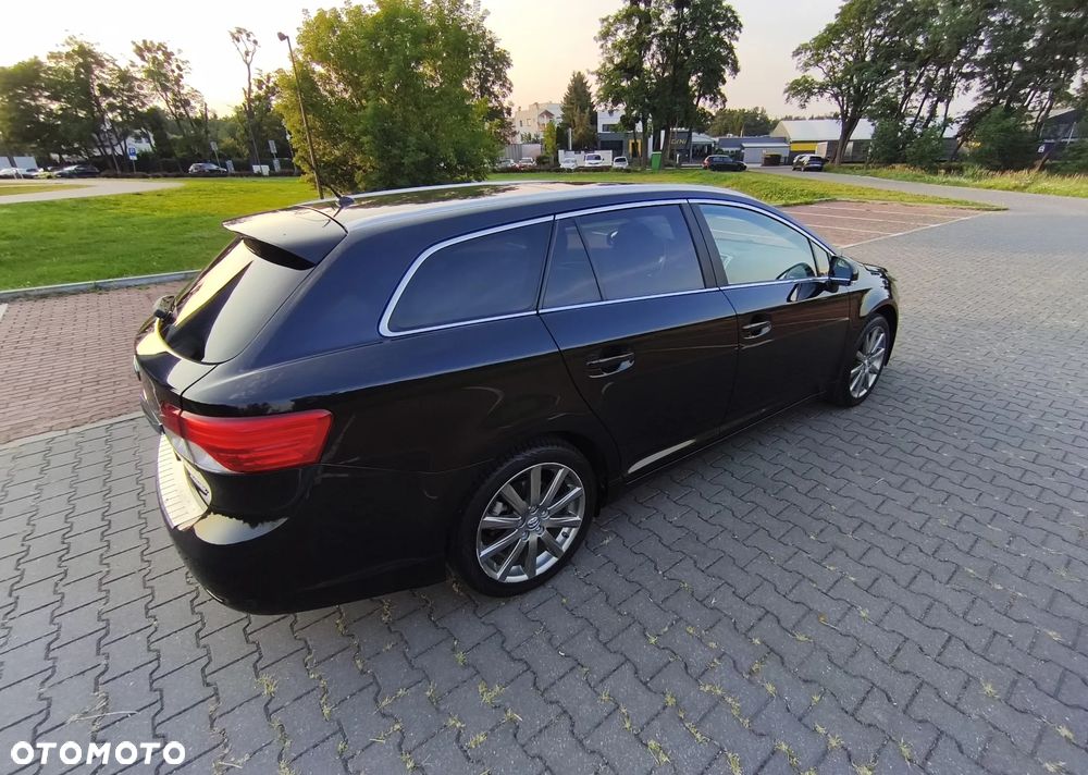Toyota Avensis 2.0 Prestige MS - 6