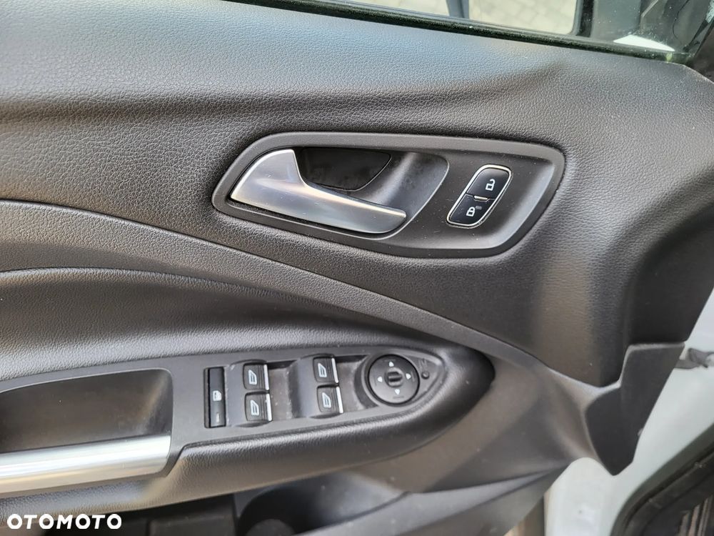 Ford Kuga 1.5 TDCi FWD Titanium - 33