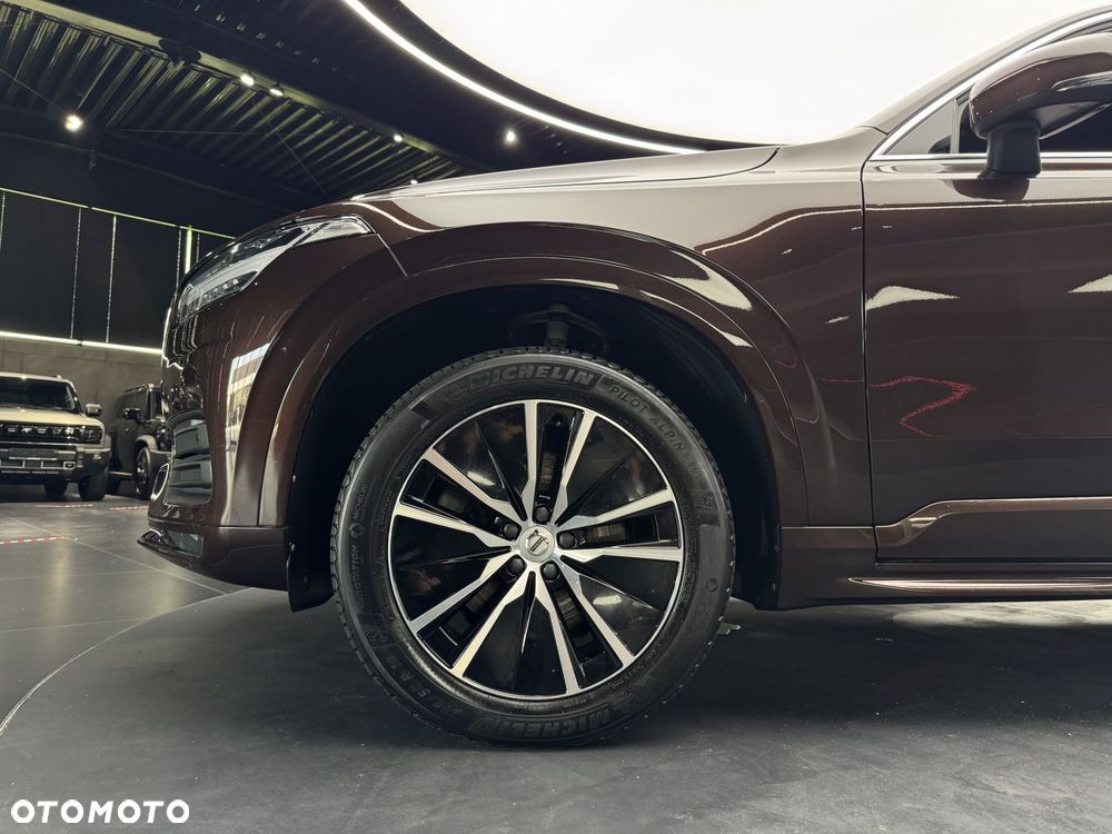 Volvo XC 90 B5 D AWD Momentum Pro 7os - 24