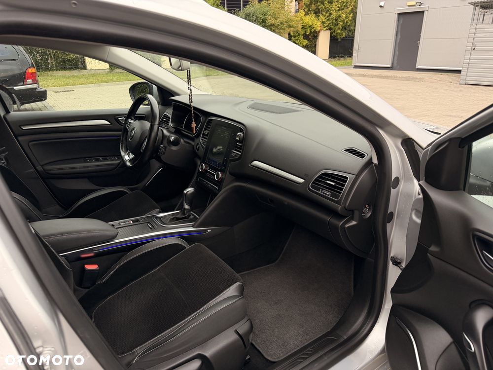 Renault Megane 1.5 dCi Limited EDC - 11