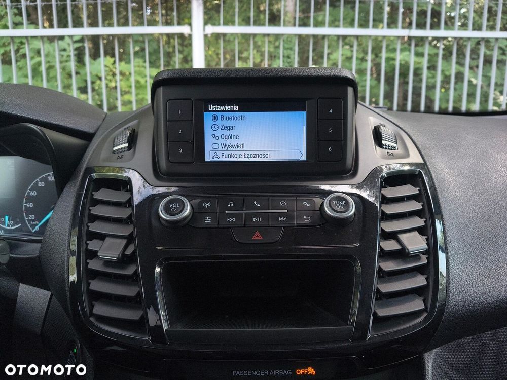 Ford Tourneo Connect Grand - 18