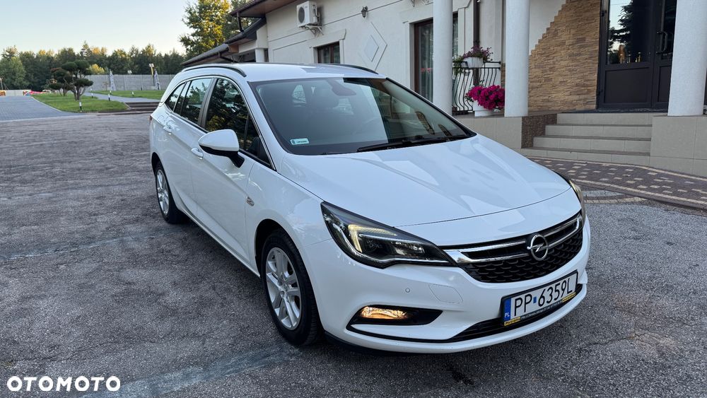 Opel Astra - 2