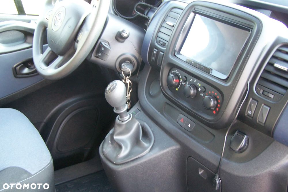 Renault Trafic - 9