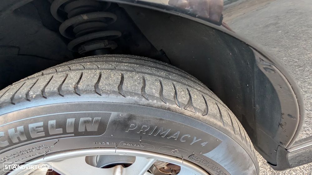 BMW 320 d Efficient Dynamics Edition Sport Line - 14