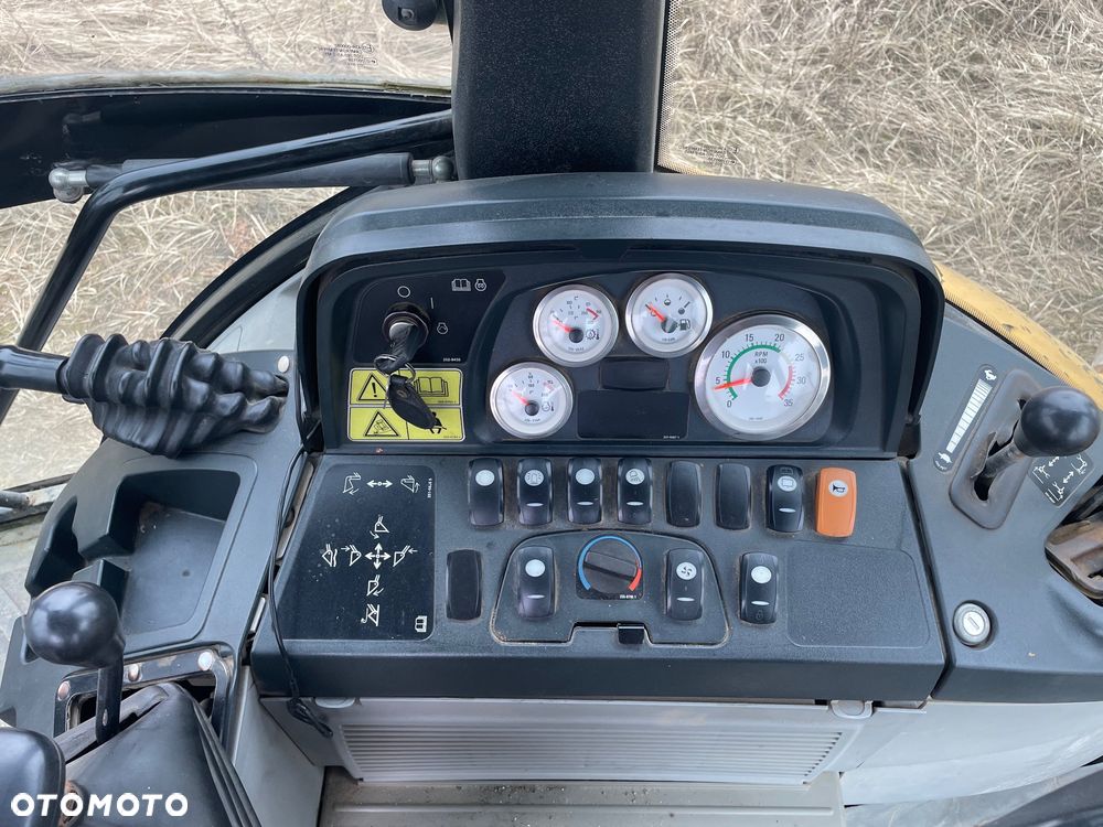 Caterpillar 428E - 14