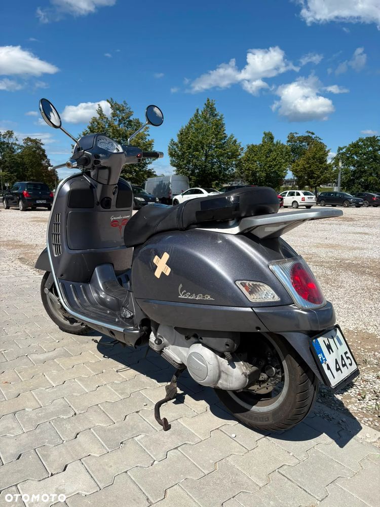 Piaggio Vespa - 5