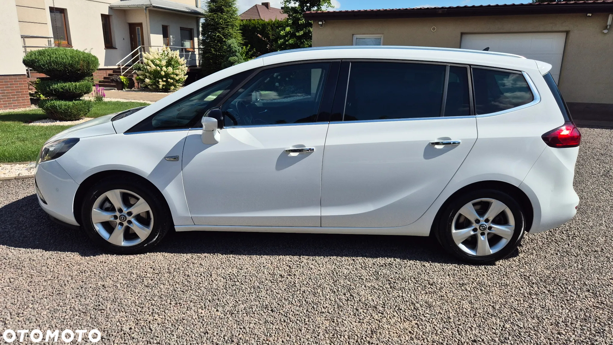 Opel Zafira 2.0 CDTI Cosmo - 3