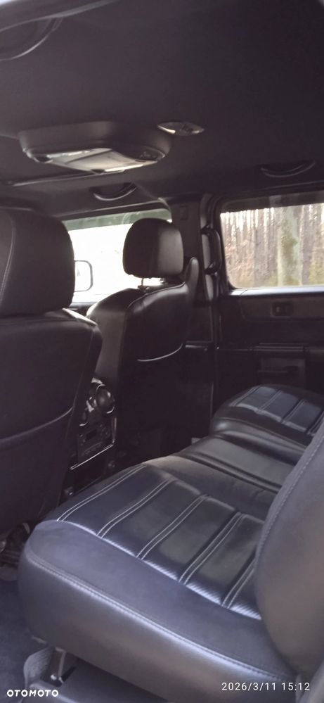 Hummer H2 - 24