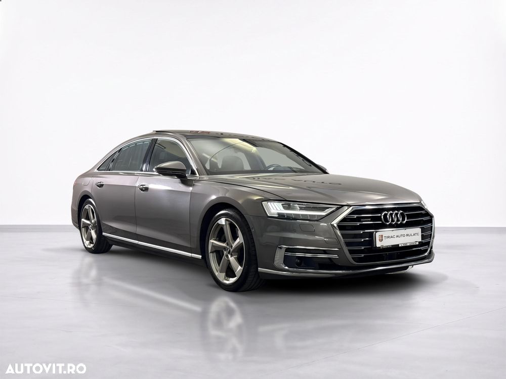 Audi A8 - 8