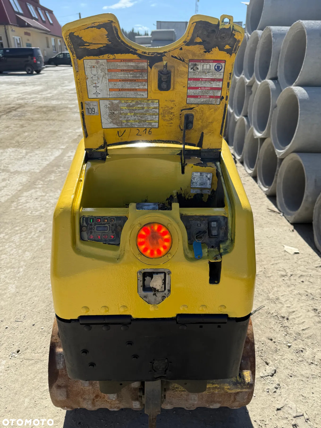 Wacker Neuson RT82 - 4