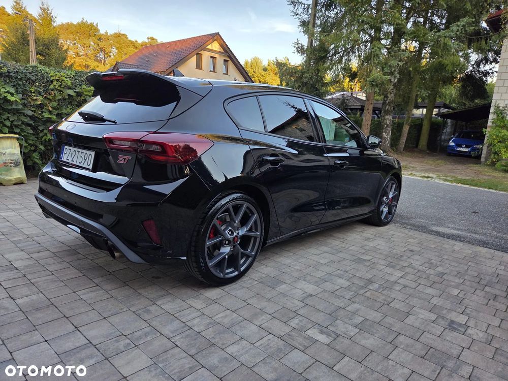 Ford Focus 2.3 EcoBoost ST - 16