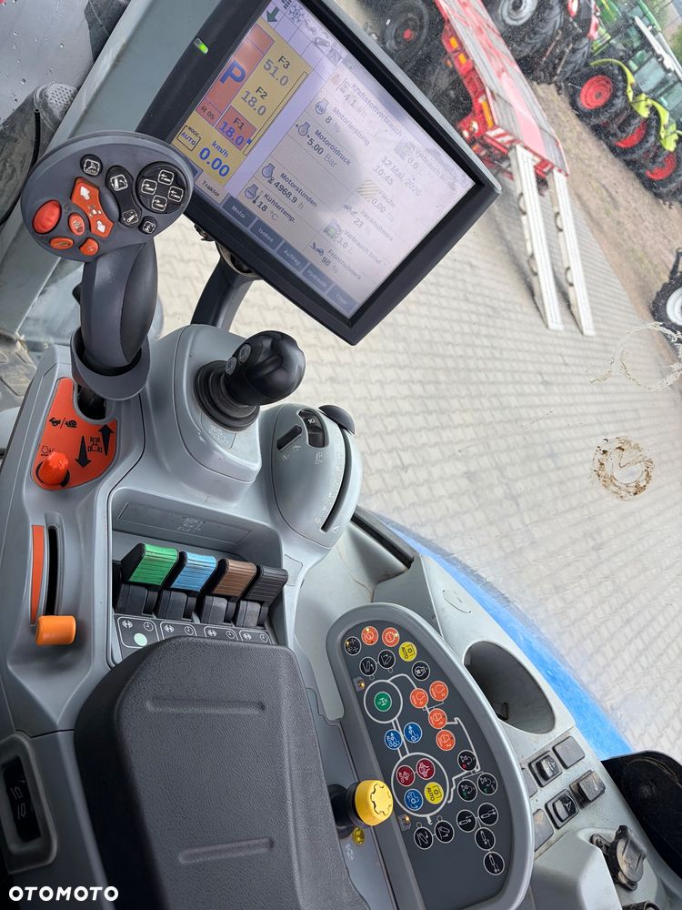 New Holland - 11