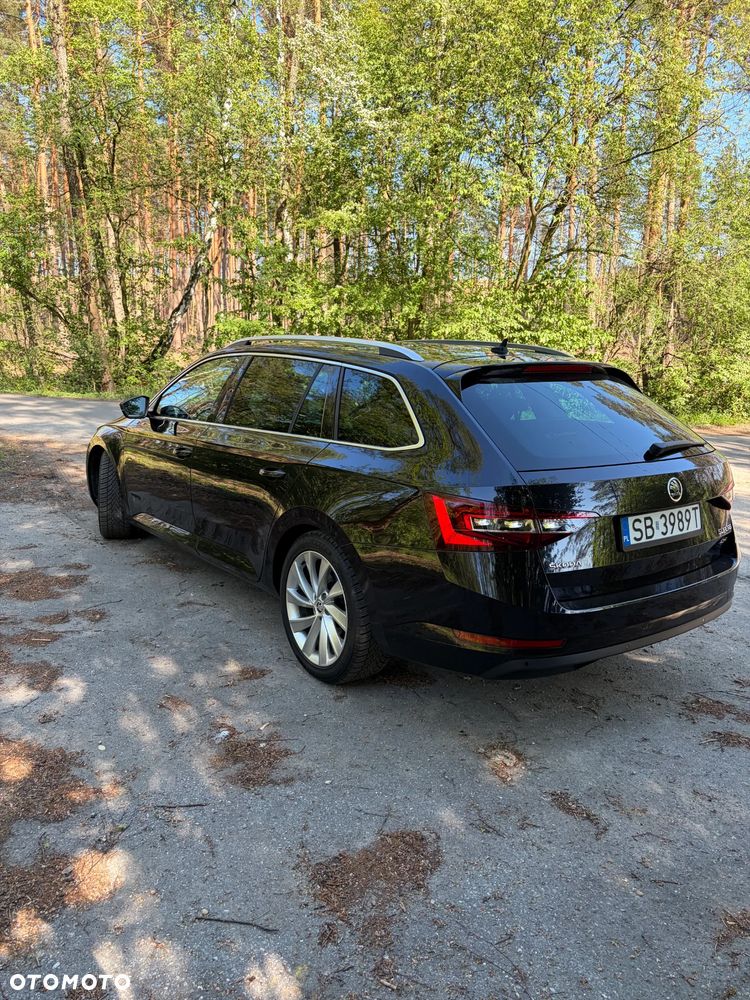 Skoda Superb 2.0 TDI 4x4 Style DSG - 4