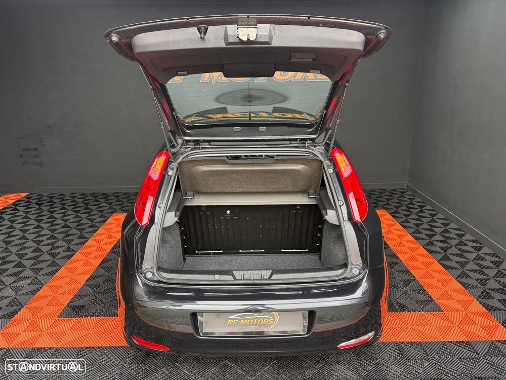 Fiat Grande Punto - 26