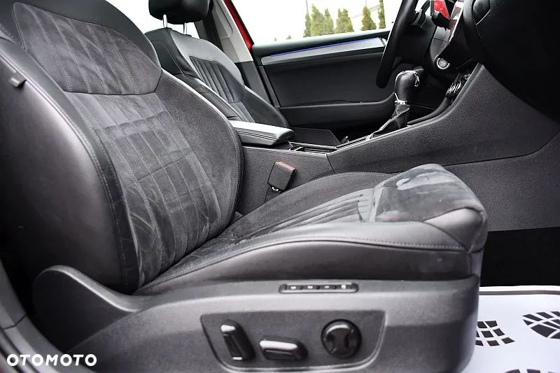 Skoda Superb 2.0 TDI SCR Sportline DSG - 25