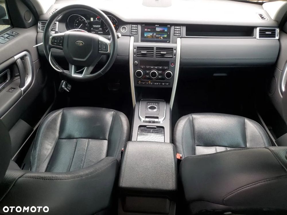 Land Rover Discovery Sport 2.0 Si4 HSE Luxury - 27