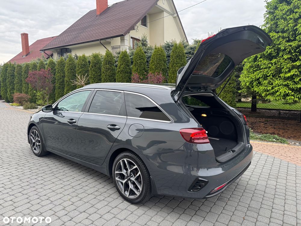 Kia Ceed 1.5 T-GDI Business Line Plus - 12