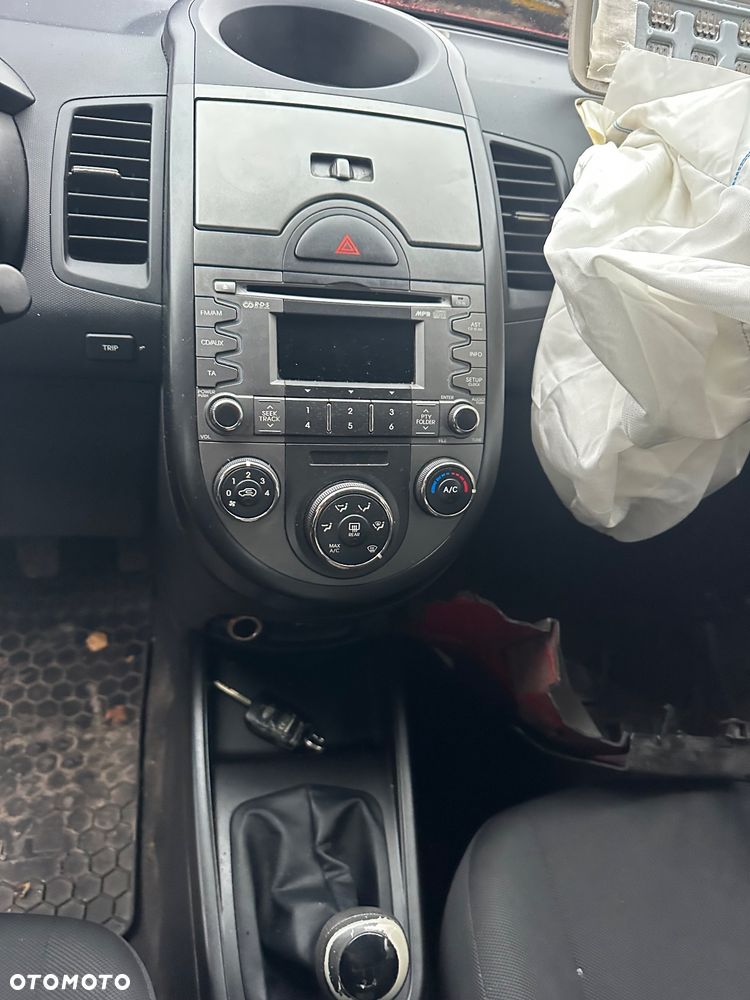 Kia Soul 1.6 CRDi L - 7