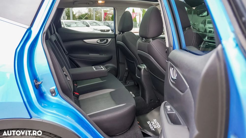 Nissan Qashqai 1.5 DCI DCT N-CONNECTA - 31