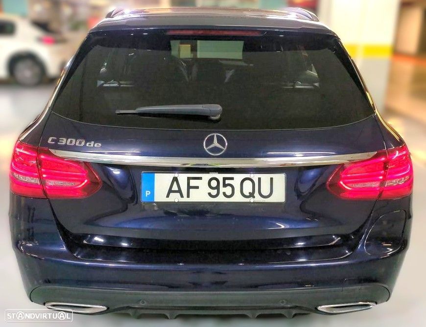 Mercedes-Benz C 300 de AMG Line - 2