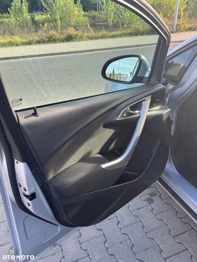 Opel Astra - 11