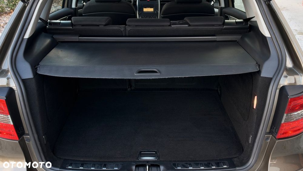 Mercedes-Benz Klasa B 180 CDI Autotronic Special Edition - 32