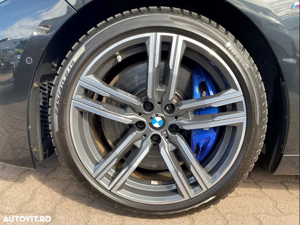 BMW M8 M850i xDrive - 11