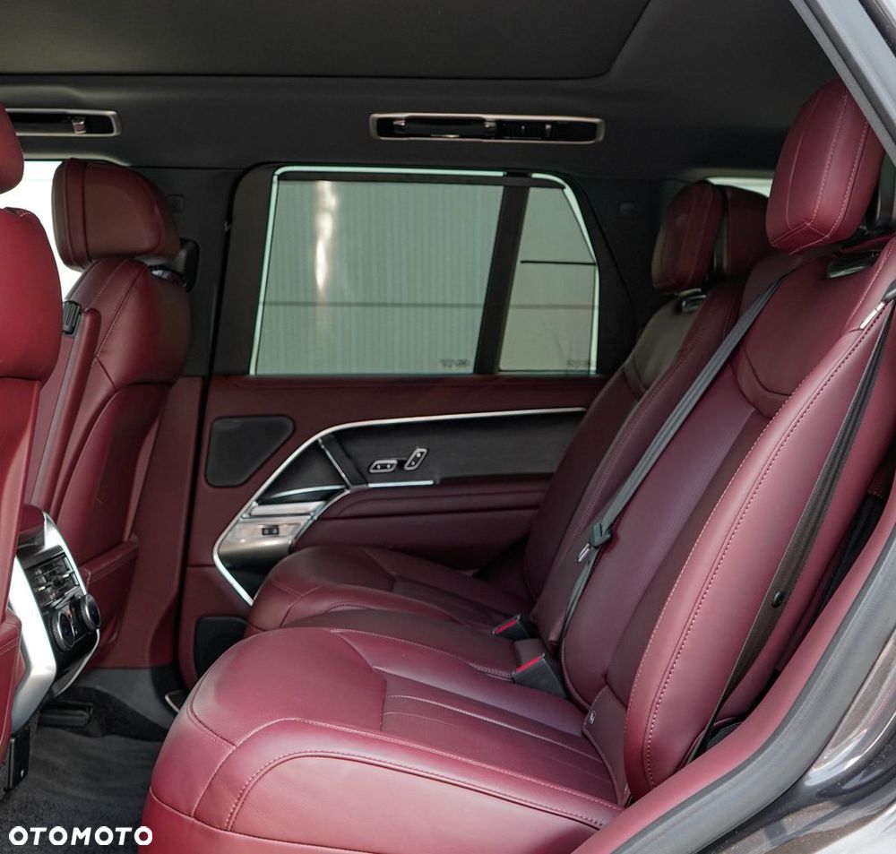 Land Rover Range Rover - 26