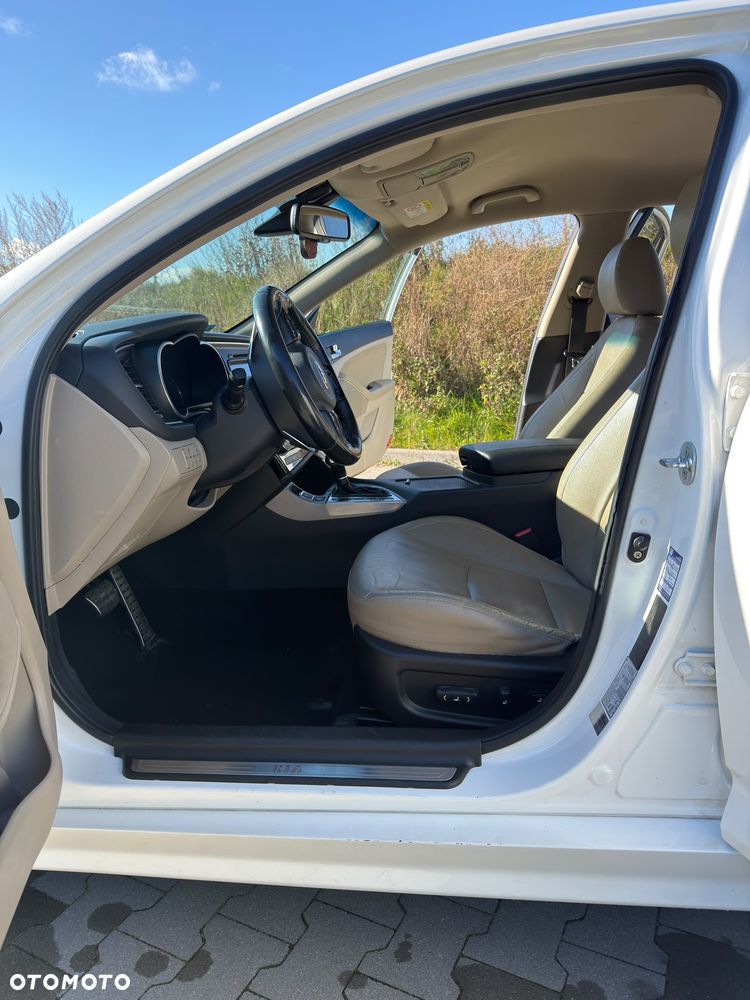 Kia Optima 2015 photo 4