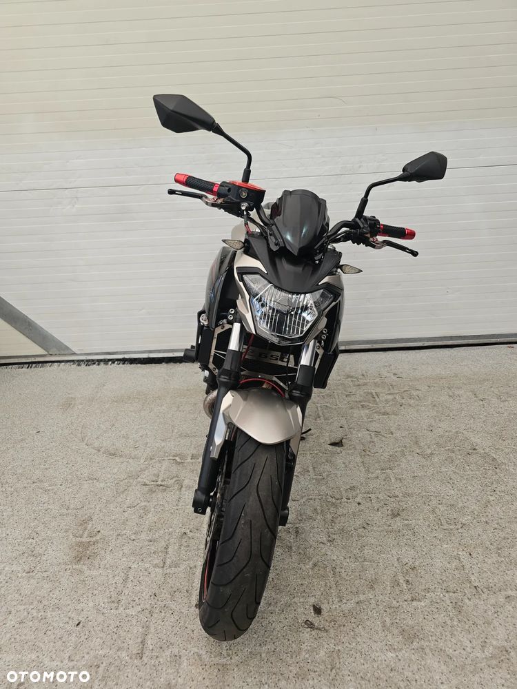 Kawasaki Z 650 - 18
