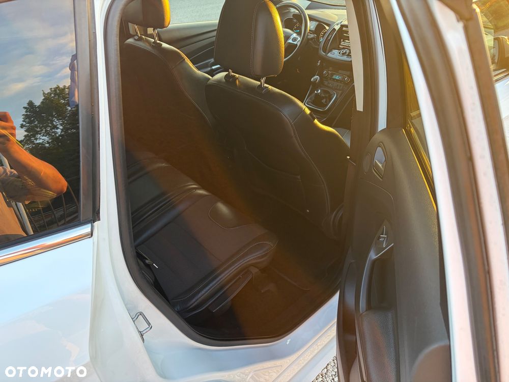 Ford Kuga 1.5 EcoBoost FWD Edition ASS MMT6 - 13