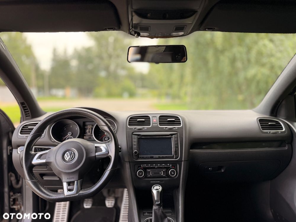 Volkswagen Golf - 13