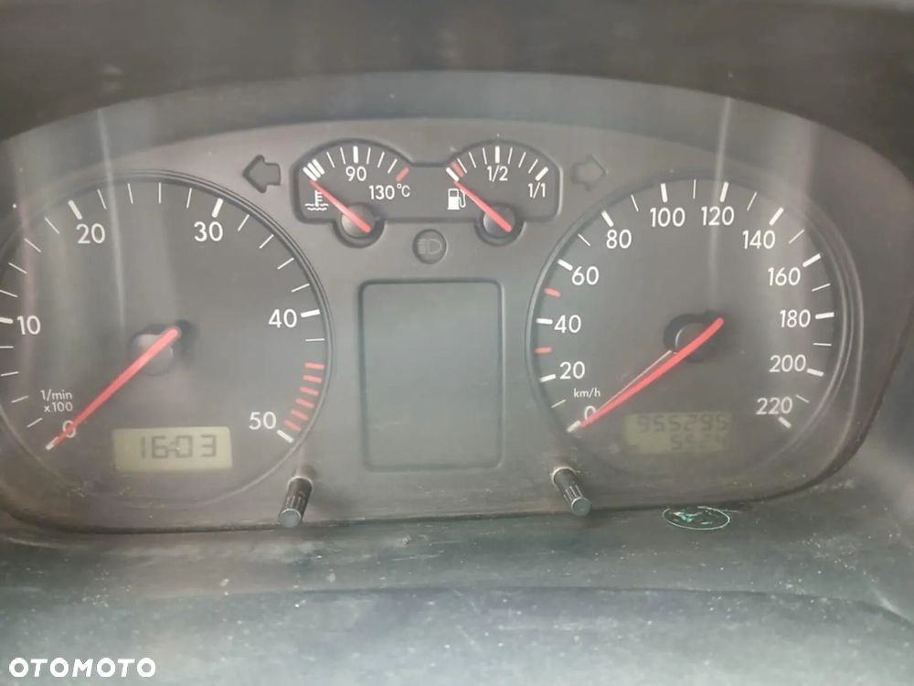 Volkswagen Transporter - 8