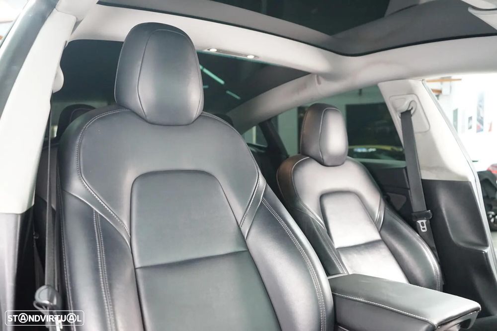 Tesla Model 3 Long Range AWD Dual Motor - 37